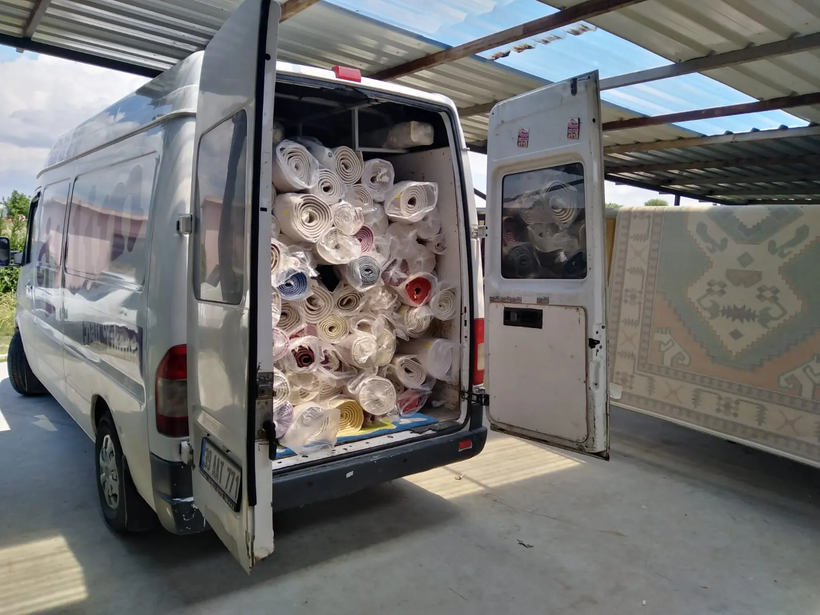 Servis aracımız